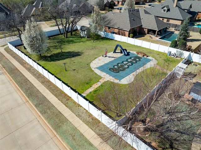 421 War Eagle Lane, Yukon, OK 73099