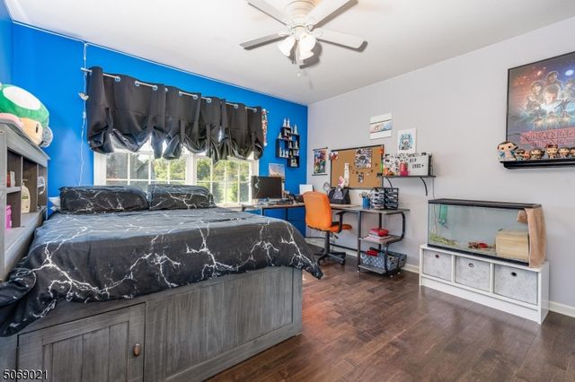 3 Berkshire Way, Holland Twp., NJ 08848