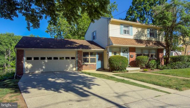 146 N MAPLE ST, Woodbury, NJ 08096
