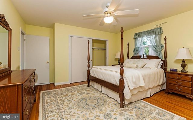146 N MAPLE ST, Woodbury, NJ 08096