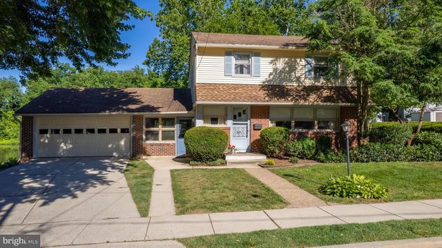 146 N MAPLE ST, Woodbury, NJ 08096