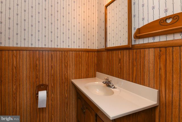 146 N MAPLE ST, Woodbury, NJ 08096