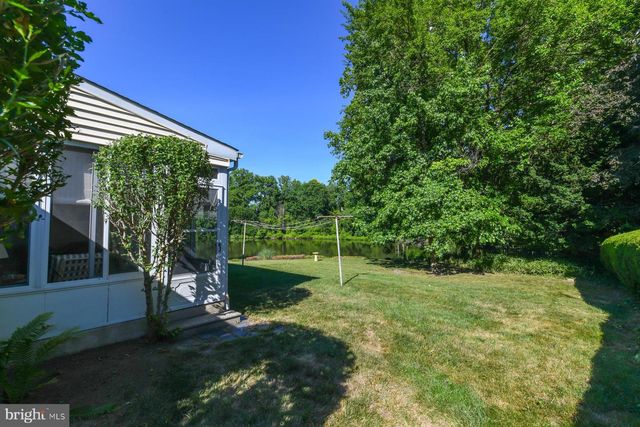 146 N MAPLE ST, Woodbury, NJ 08096
