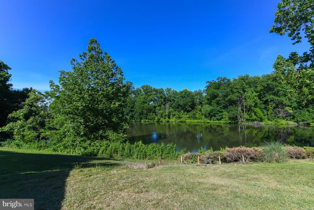 146 N MAPLE ST, Woodbury, NJ 08096