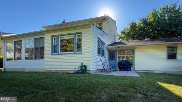 146 N MAPLE ST, Woodbury, NJ 08096