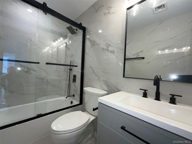 89 B Mt Sinai Coram Road, Coram, NY 11727