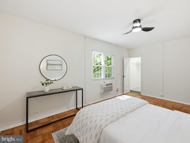 1661 PRESTON RD, Alexandria, VA 22302