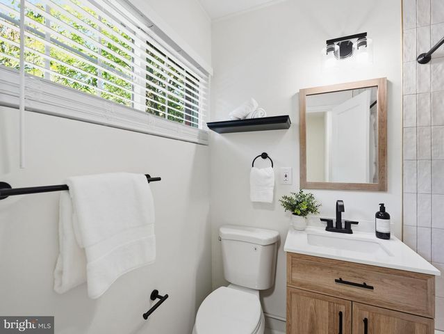1661 PRESTON RD, Alexandria, VA 22302