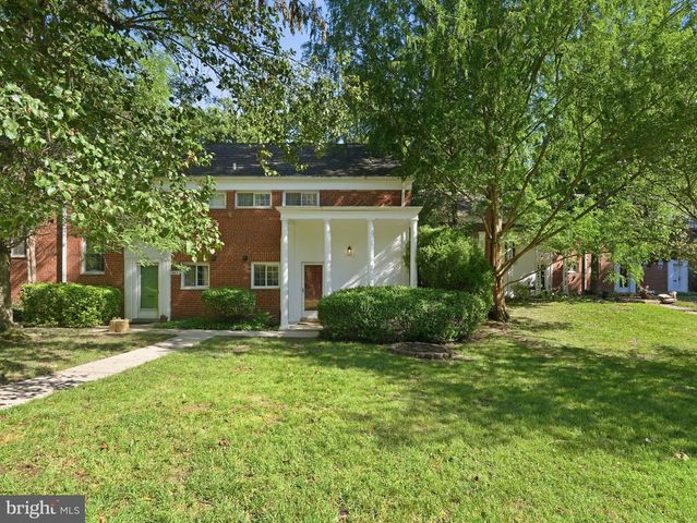 1661 PRESTON RD, Alexandria, VA 22302