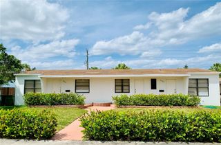 1115 NE 10th St 2, Hallandale Beach, FL 33009