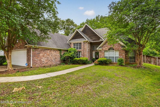 668 Hazelton Drive, Madison, MS 39110