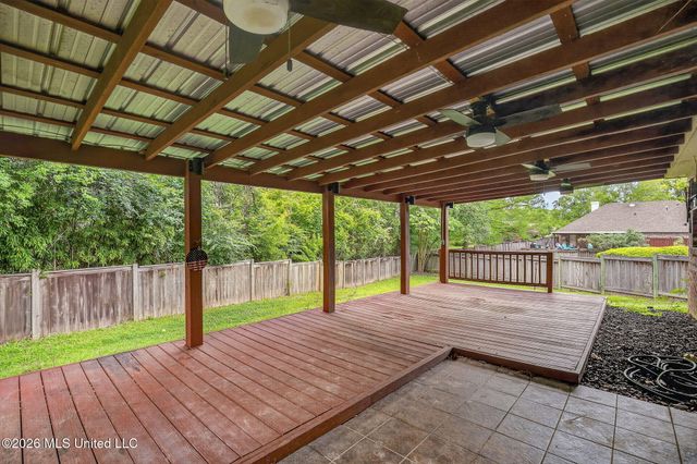 668 Hazelton Drive, Madison, MS 39110