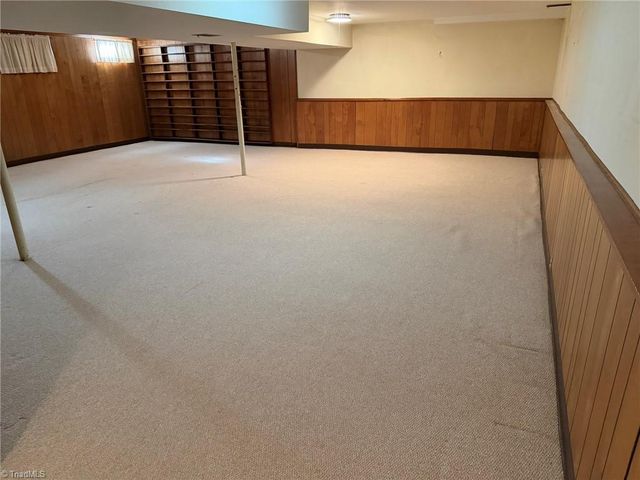 170 Hearthside Drive, Winston-salem, NC 27104