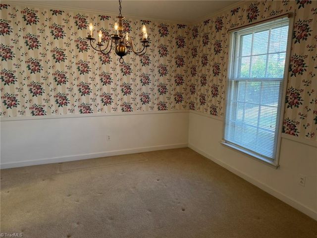 170 Hearthside Drive, Winston-salem, NC 27104