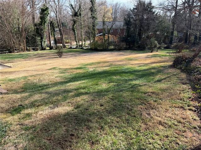 170 Hearthside Drive, Winston-salem, NC 27104