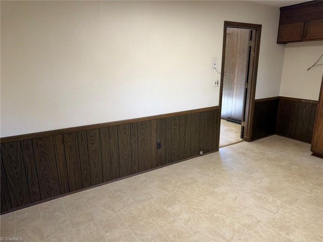 170 Hearthside Drive, Winston-salem, NC 27104