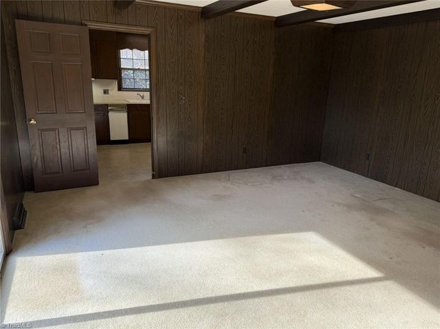 170 Hearthside Drive, Winston-salem, NC 27104