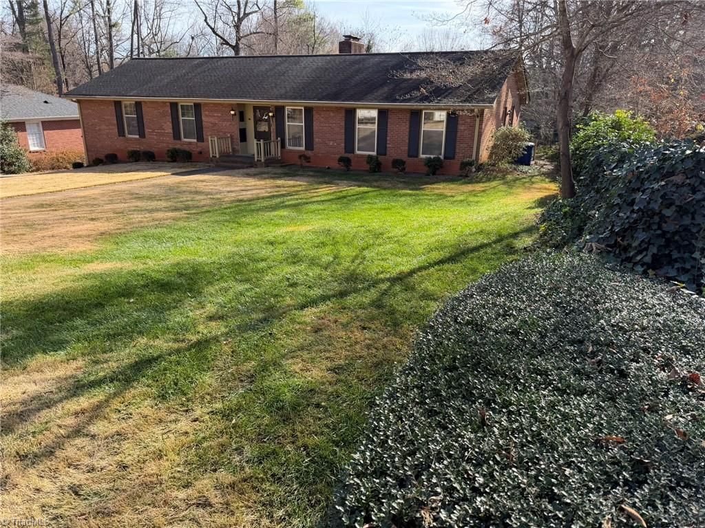 170 Hearthside Drive, Winston-salem, NC 27104