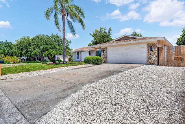 6306 37TH AVENUE W, Bradenton, FL 34209