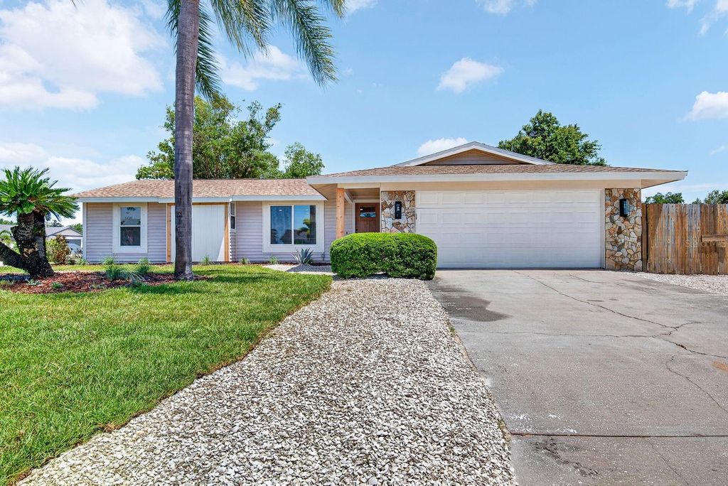 6306 37TH AVENUE W, Bradenton, FL 34209