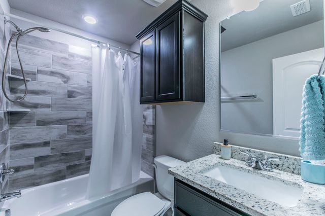 3113 Samson Drive, Lorena, TX 76655