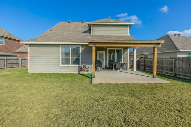 3113 Samson Drive, Lorena, TX 76655