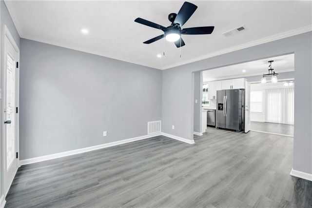 1406 Sycamore NW Drive, Kennesaw, GA 30152