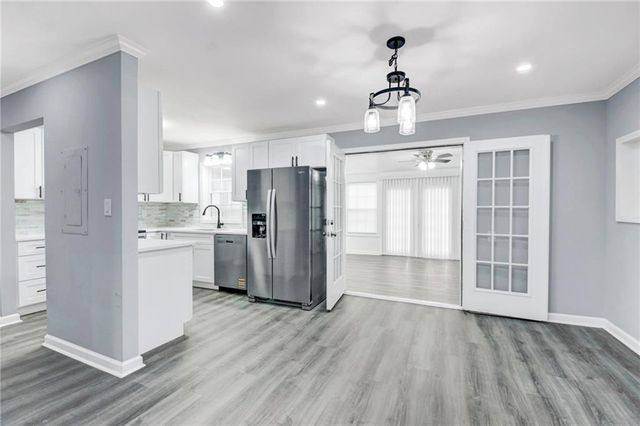 1406 Sycamore NW Drive, Kennesaw, GA 30152