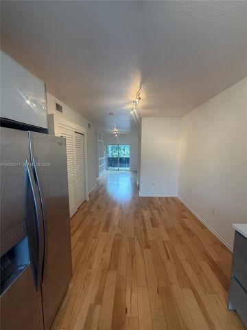 2010 Taylor Street 8B, Hollywood, FL 33020