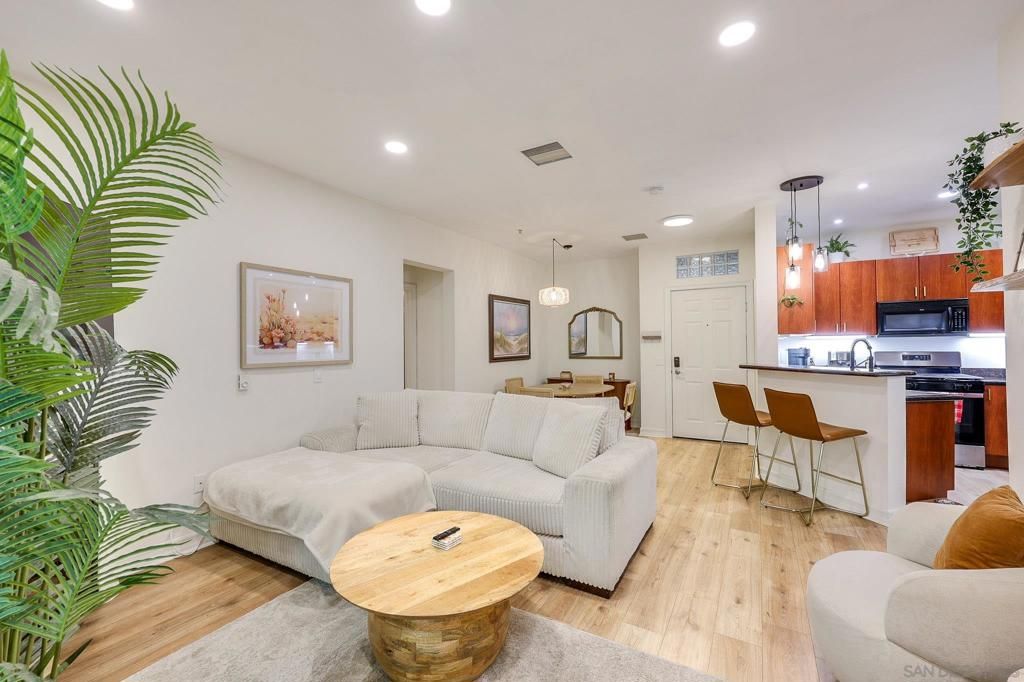 1465 C St 3310, San Diego, CA 92101 — exterior