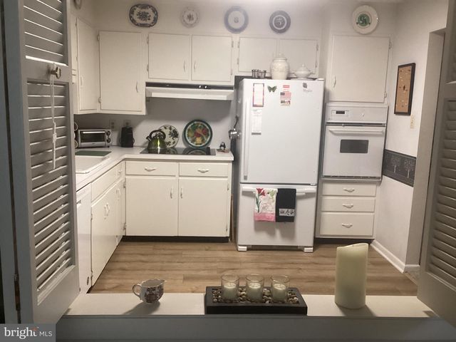 4605 SURREY RD, Harrisburg, PA 17109