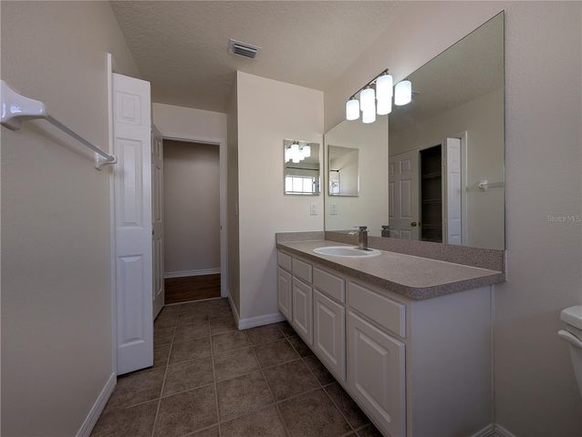 10008 TRANQUILITY WAY, Tampa, FL 33625