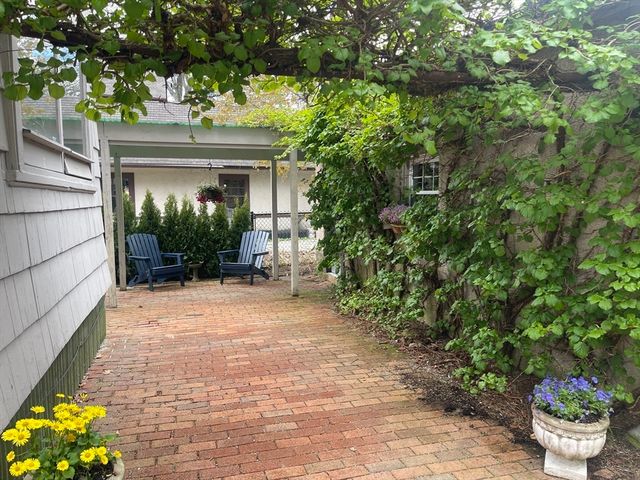 7 Somerset Street 3, Worcester, MA 01609
