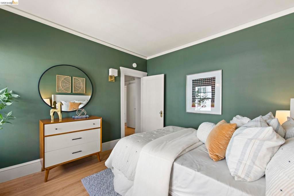 Image 34 of property listing at 958 Alma Place, Oakland, CA 94610