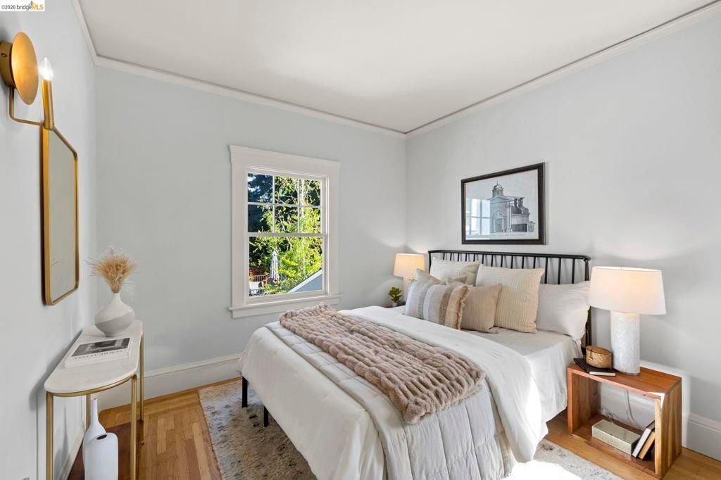 Image 39 of property listing at 958 Alma Place, Oakland, CA 94610