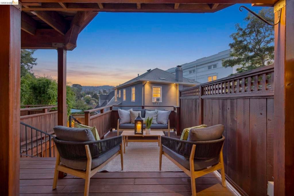 Image 43 of property listing at 958 Alma Place, Oakland, CA 94610