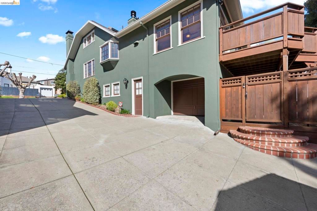 Image 48 of property listing at 958 Alma Place, Oakland, CA 94610