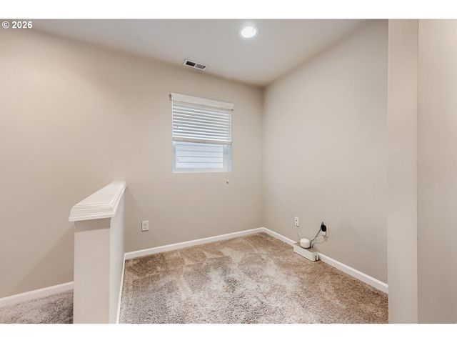 3999 Se LONE OAK St, Hillsboro, OR 97123