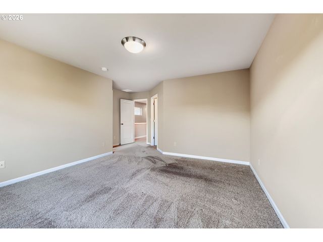 3999 Se LONE OAK St, Hillsboro, OR 97123