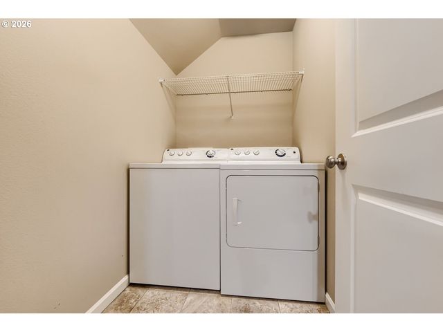 3999 Se LONE OAK St, Hillsboro, OR 97123