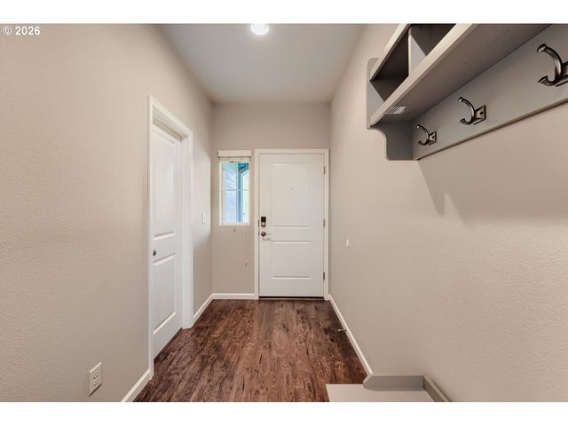 3999 Se LONE OAK St, Hillsboro, OR 97123