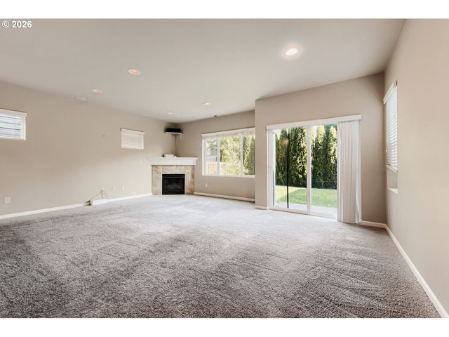 3999 Se LONE OAK St, Hillsboro, OR 97123