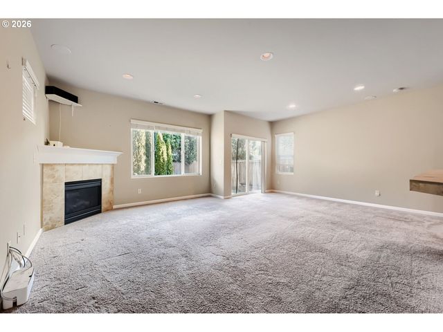3999 Se LONE OAK St, Hillsboro, OR 97123