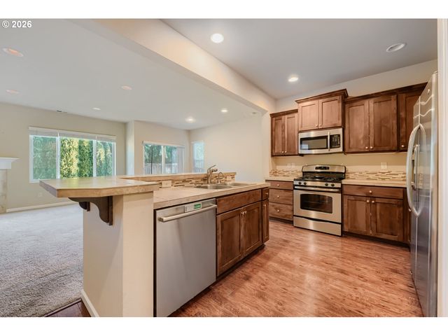 3999 Se LONE OAK St, Hillsboro, OR 97123