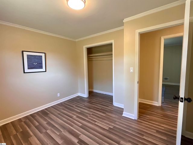 1011 Sheila Avenue, Greer, SC 29651