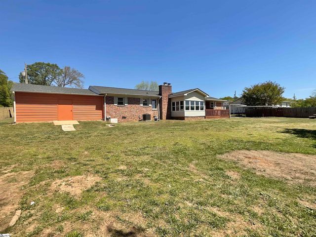 1011 Sheila Avenue, Greer, SC 29651