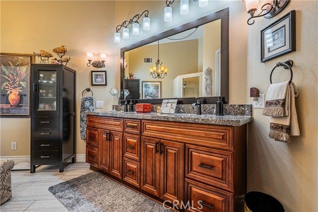 30525 Greenbrook Place, Canyon Lake, CA 92587