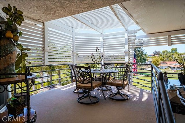 30525 Greenbrook Place, Canyon Lake, CA 92587