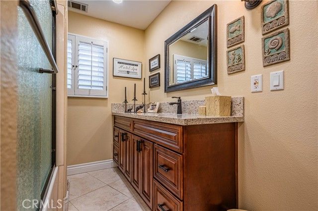 30525 Greenbrook Place, Canyon Lake, CA 92587