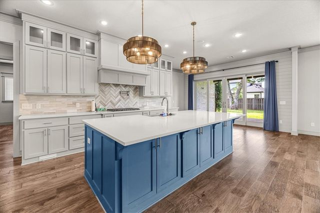 4414 S 87th Place, Bentonville, AR 72713